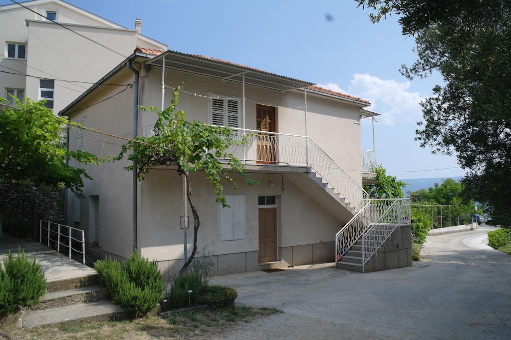 Hostel Guesthouse Mira Omiš Zewnętrze zdjęcie