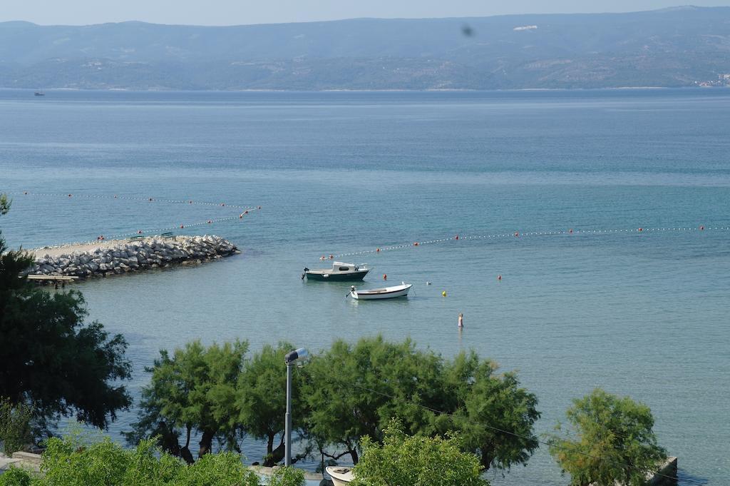 Hostel Guesthouse Mira Omiš Zewnętrze zdjęcie